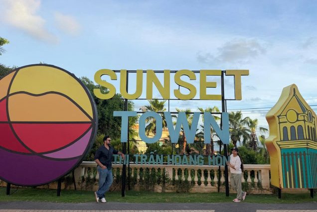 Image of Customers in Sunset Town, Phu Quoc - Mr. Khilar Singh Bidhuri